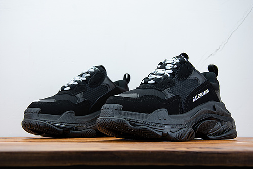 Triple S Clear Sole Triple Black 36-45-09b82ff4